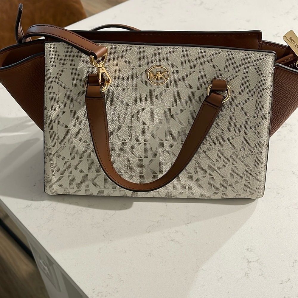 Michael Kors crossbody bag, used once